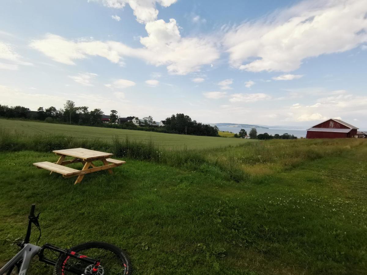 Idylliske Evjua Ved Mjosa Skreia Exterior foto